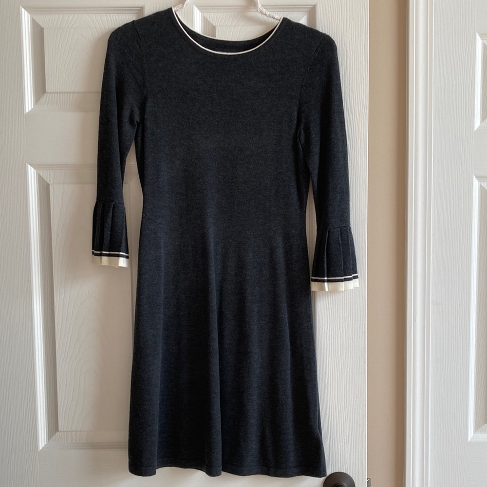 Adrienne Vittadini lightweight sweater dress, EUC